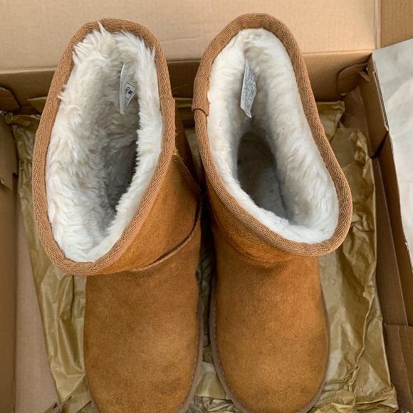 Koolaburra by UGG Kids Koola Short Fashion Boot - Picture 3 of 10